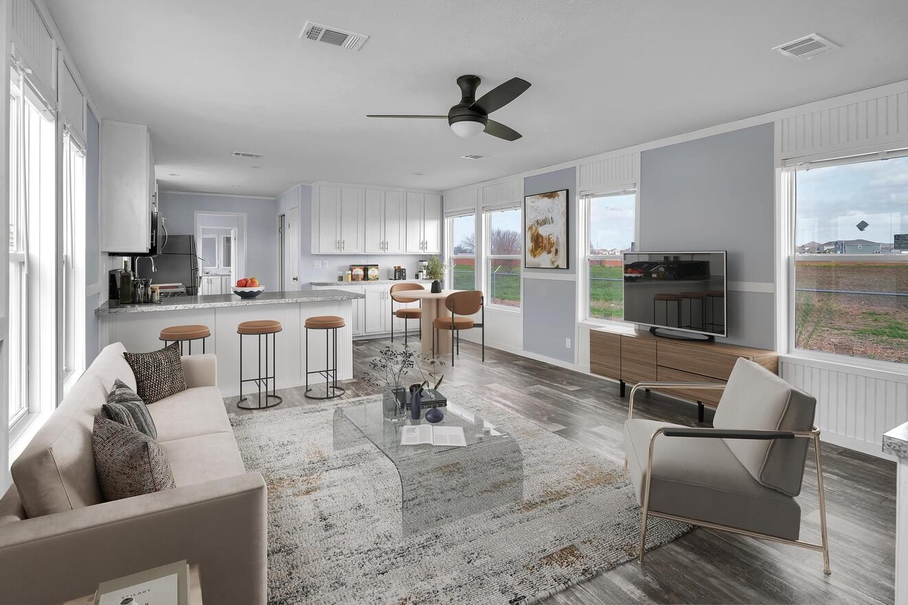 The Alamo Lite Single-Section 16763R has 3 Bedrooms, 2 bathrooms and spans 1023 square feet - Image 5