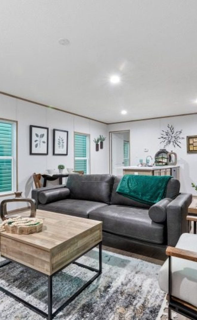 24_c_170_theaugustra_16562a_livingroom_001_web_1739546203728_810_12